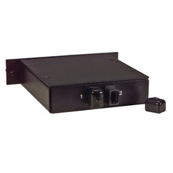 光纤盒，带2个MPO-12公头和24个LC端口，OM3（50/125 10G级多模光纤）的图片